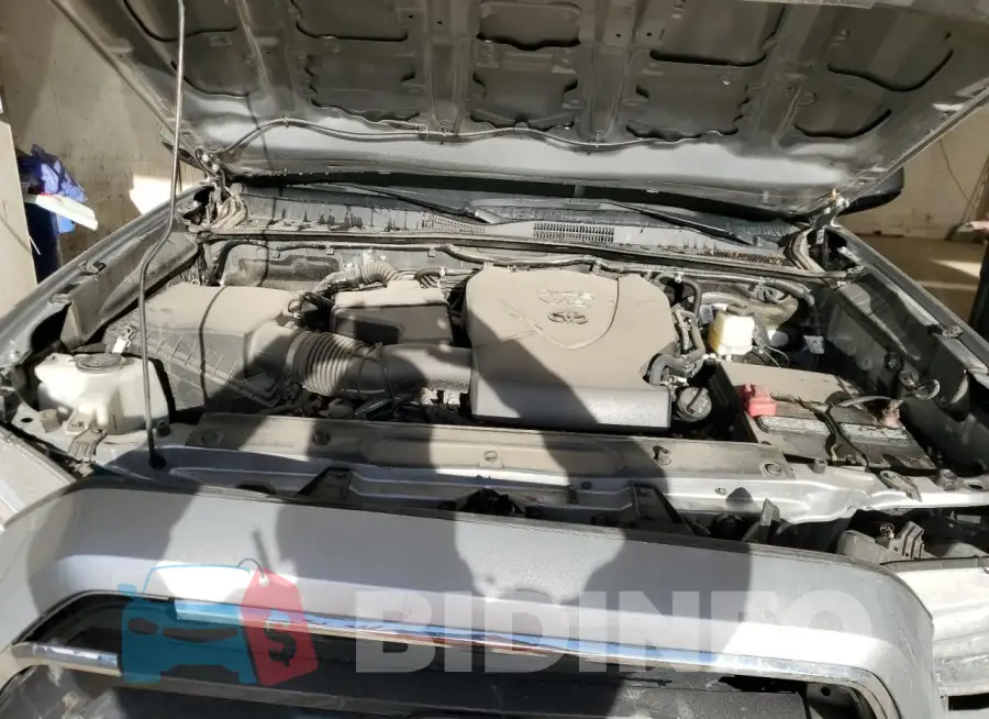 3TMCZ5AN1NM470892 Photo# 11