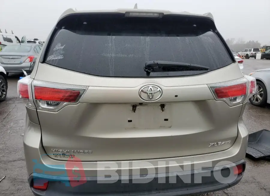 5TDJKRFH2GS252517 Photo# 6