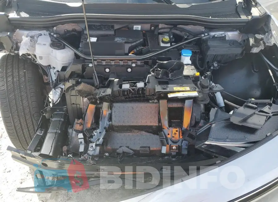 1V2CMPE85PC031812 Photo# 12