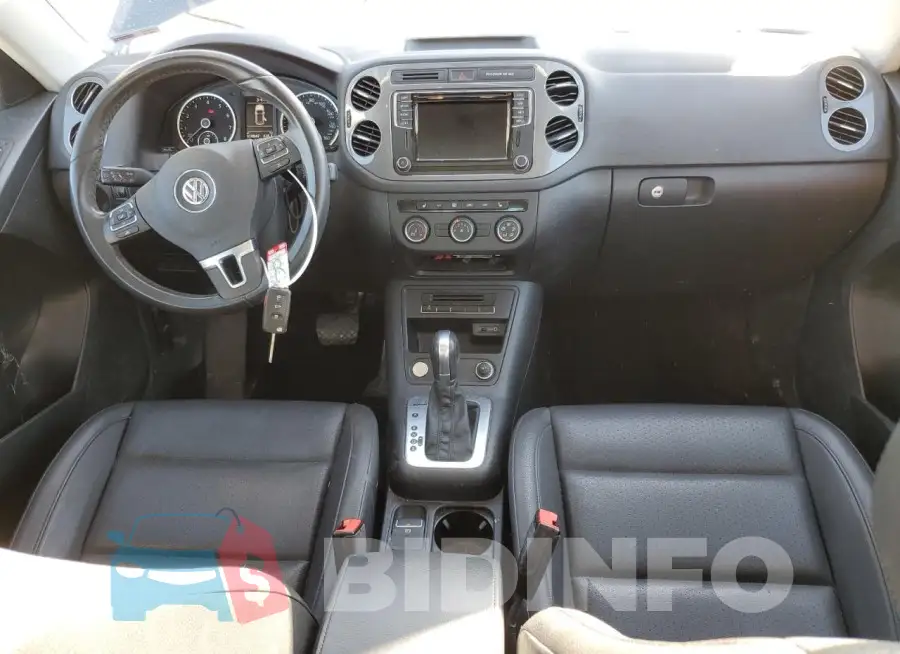 WVGBV7AX8GW530010 Photo# 8