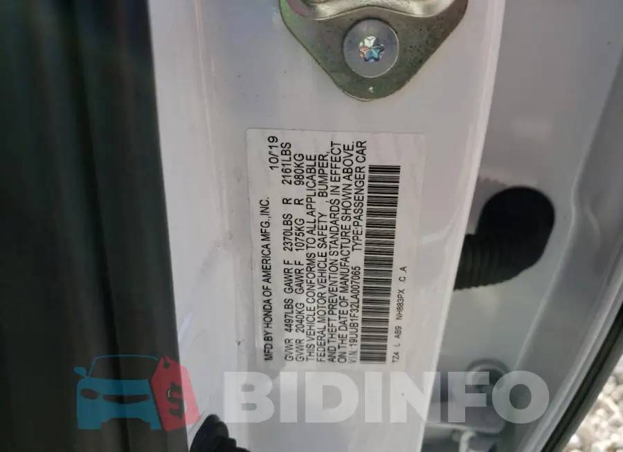 19UUB1F32LA007065 Photo# 12