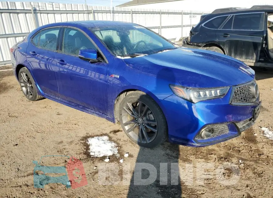 19UUB1F63LA800143 Photo# 4