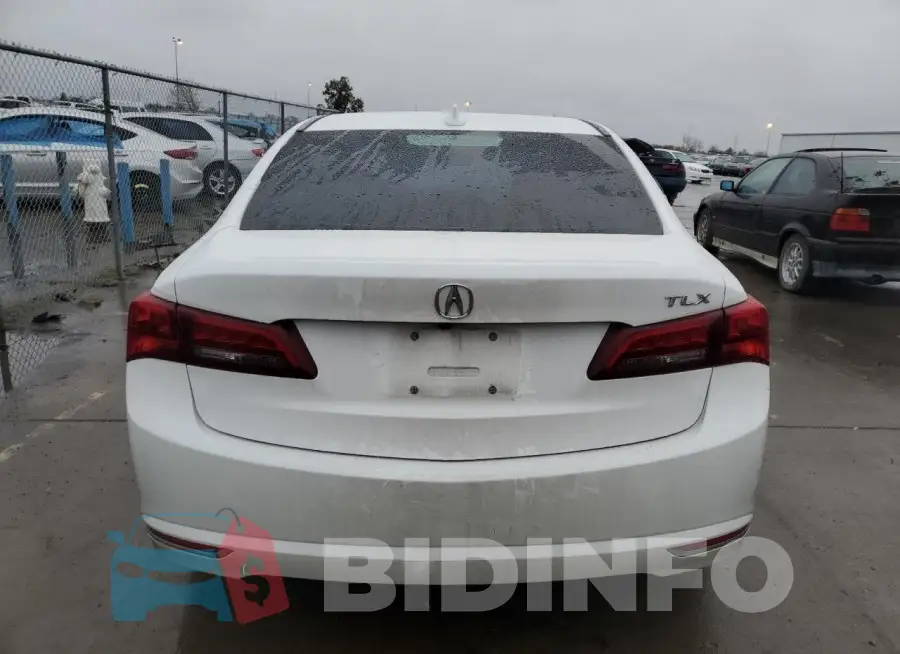 19UUB2F54FA021271 Photo# 6