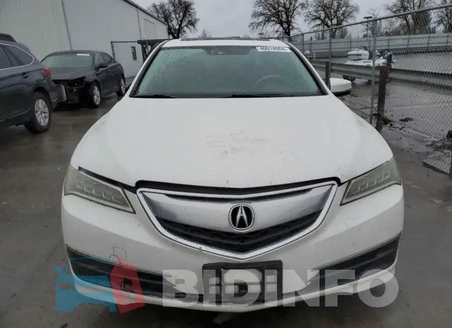 19UUB2F54FA021271 Photo# 5