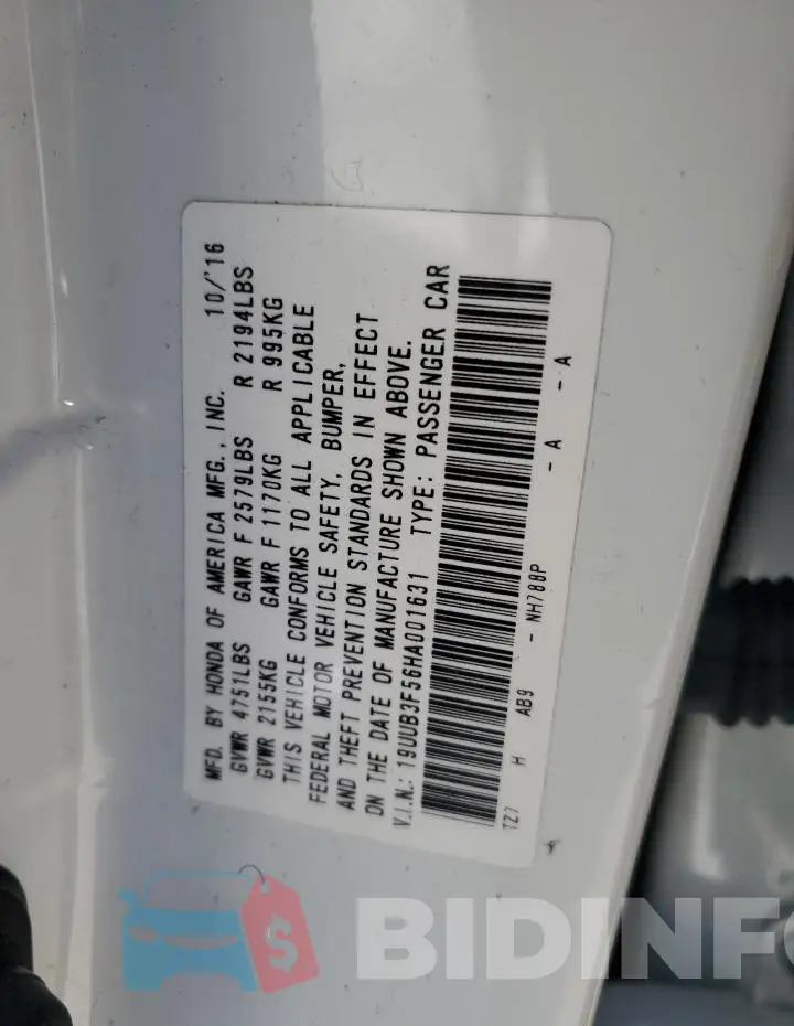 19UUB3F56HA001631 Photo# 12
