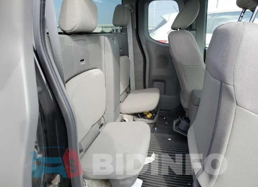 1N6BD0CT3JN730439 Photo# 10