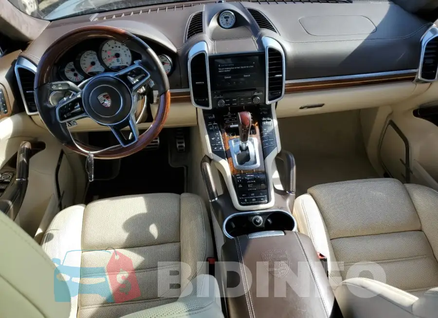 WP1AC2A22HLA97265 Photo# 8