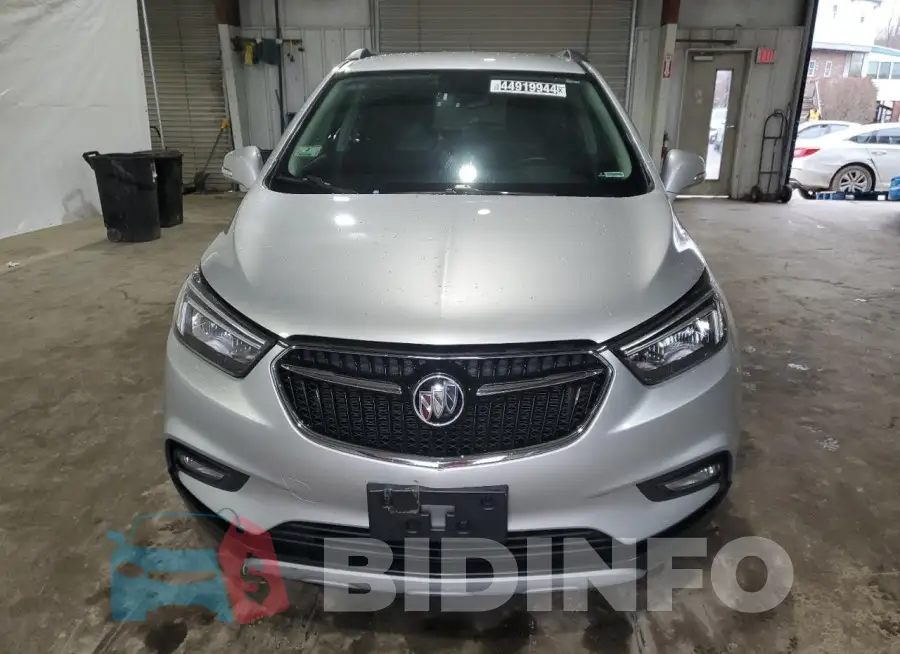 KL4CJ1SB2JB561377 Photo# 5