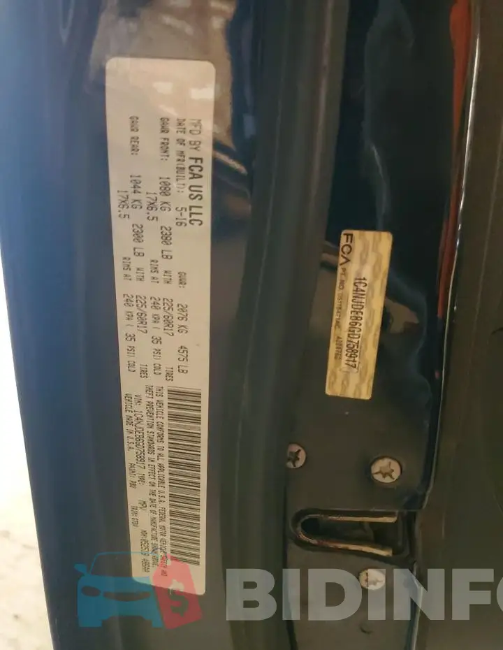 1C4NJDEB6GD758917 Photo# 12