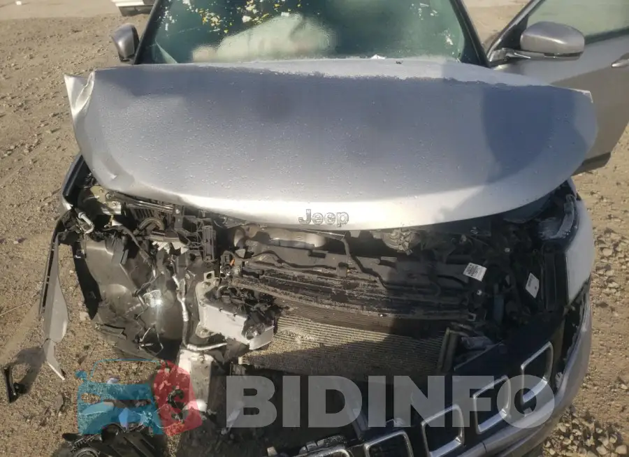 3C4NJDCB3LT204418 Photo# 11
