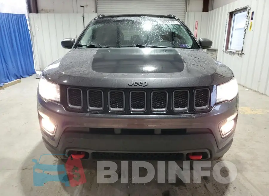 3C4NJDDB9LT111689 Photo# 5