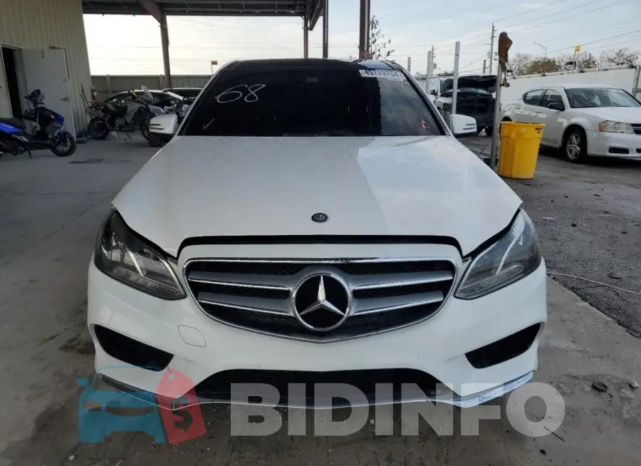 WDDHF5KB3FB093886 Photo# 5