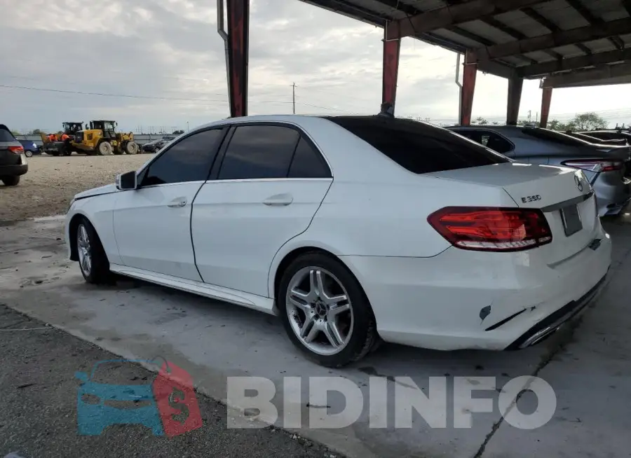 WDDHF5KB3FB093886 Photo# 2