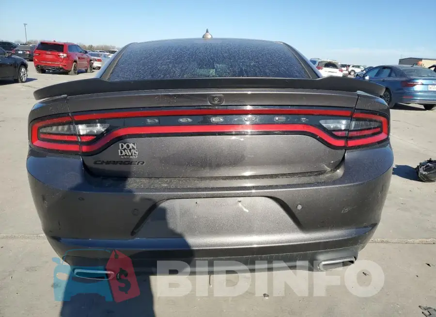 2C3CDXBG8PH508246 Photo# 6