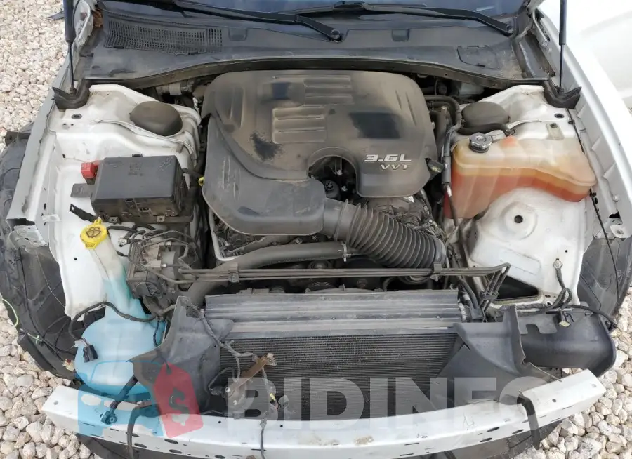 2C3CDXBG9JH126041 Photo# 11