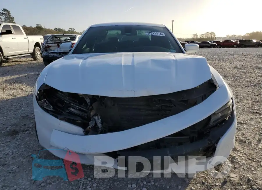 2C3CDXCT8FH735642 Photo# 5