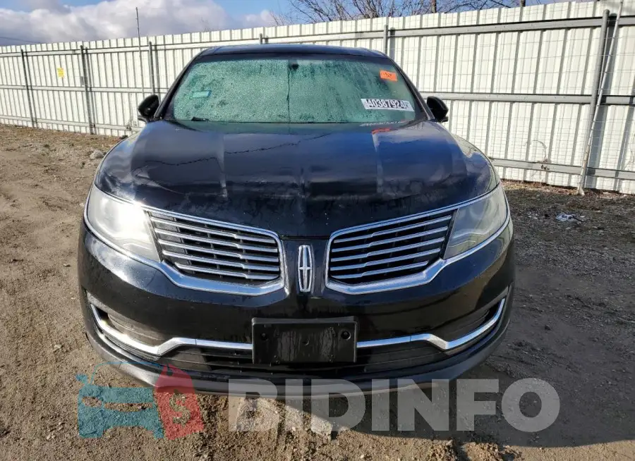 2LMTJ8LR3GBL52906 Photo# 5