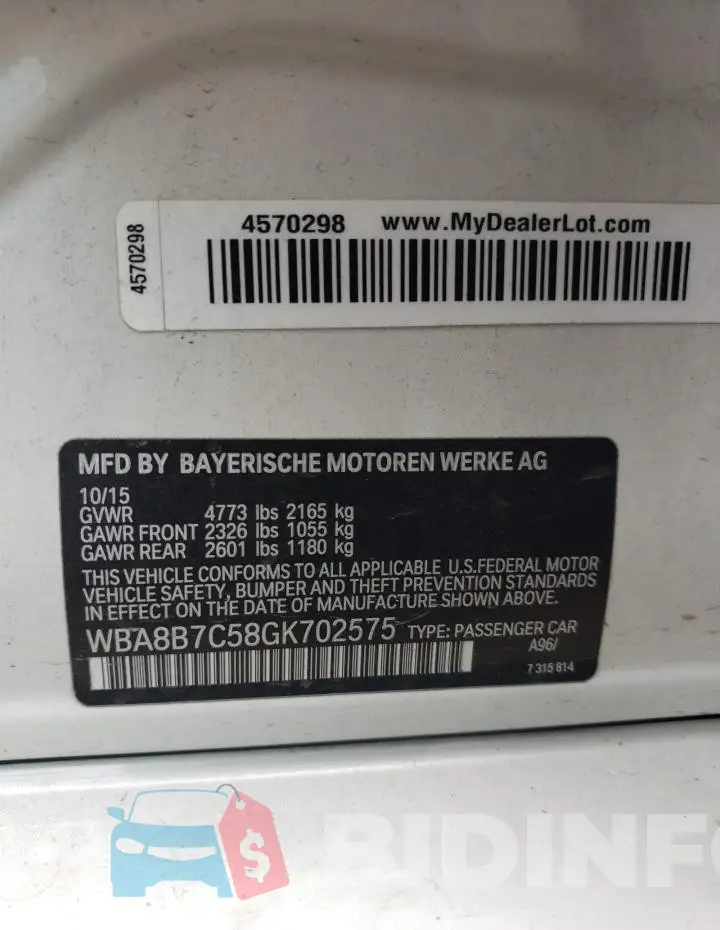 WBA8B7C58GK702575 Photo# 12