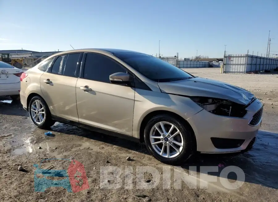 1FADP3F22GL399399 Photo# 4