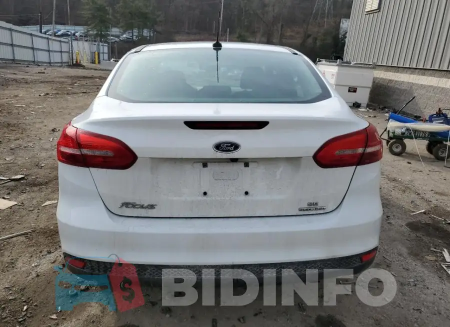 1FADP3F2XGL358390 Photo# 6