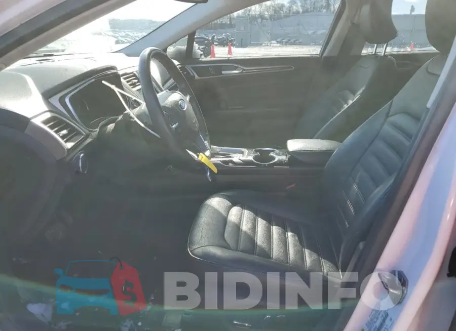 3FA6P0T92GR278107 Photo# 7