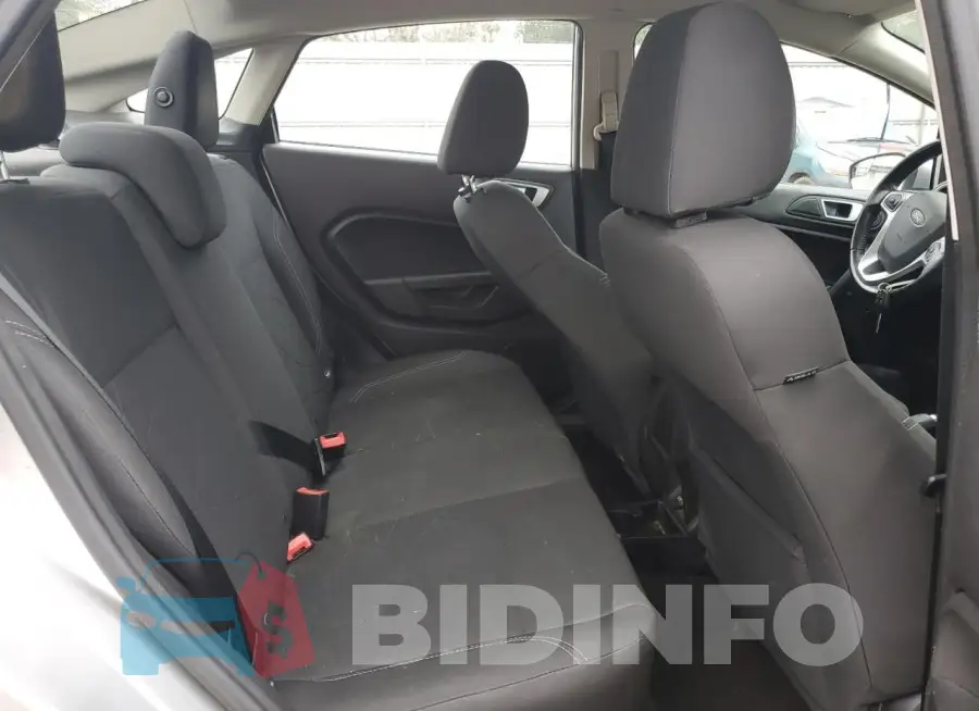 3FADP4BJ4FM213118 Photo# 10
