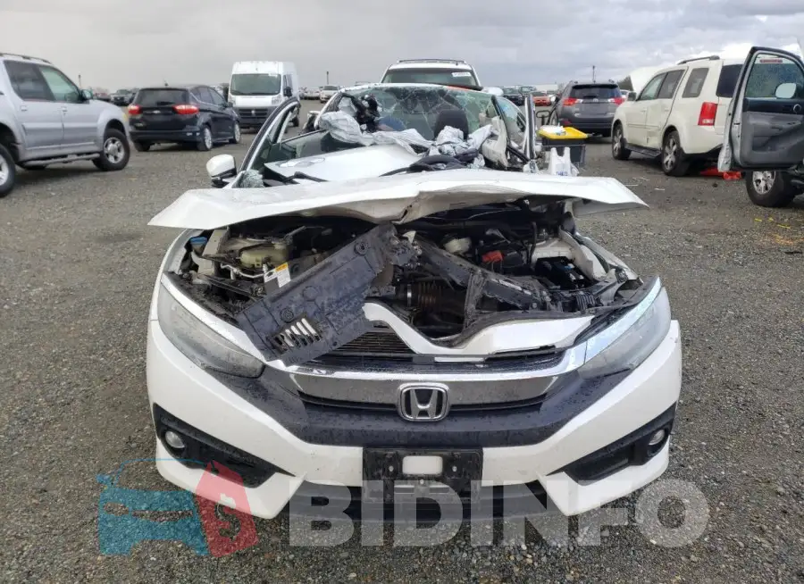 19XFC1F97GE205331 Photo# 5