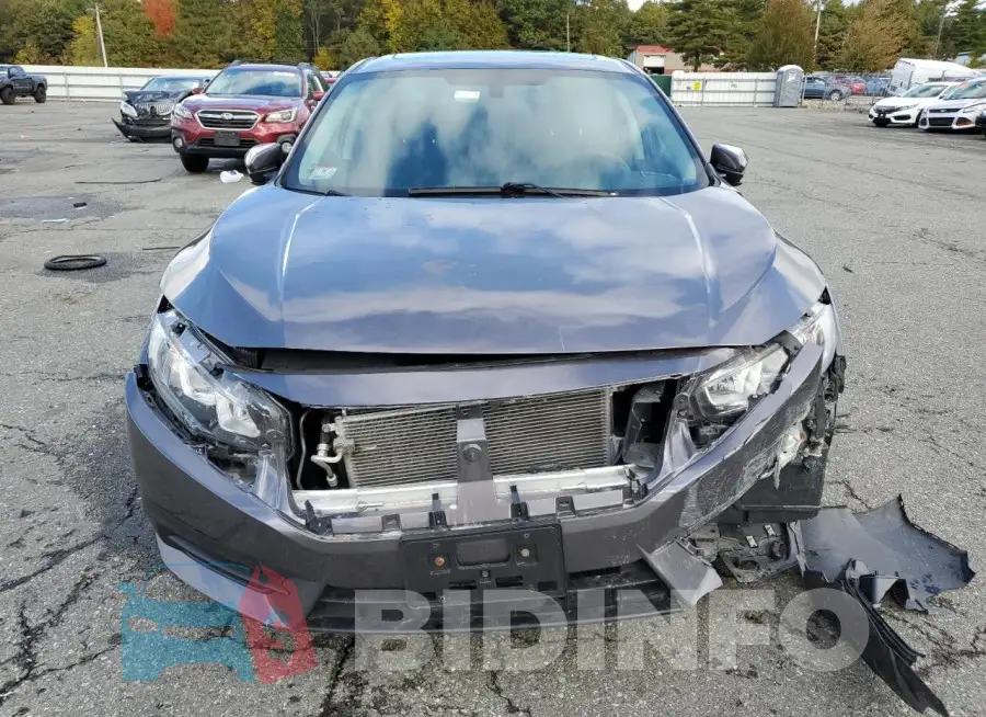 19XFC2F78GE231831 Photo# 5