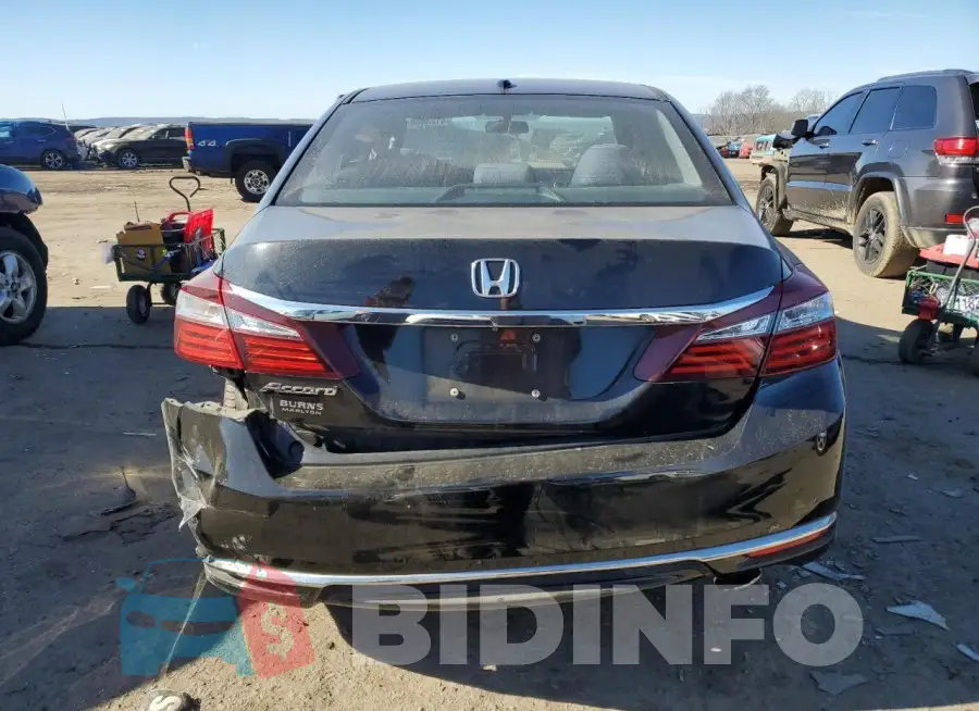 1HGCR2F77GA048720 Photo# 6