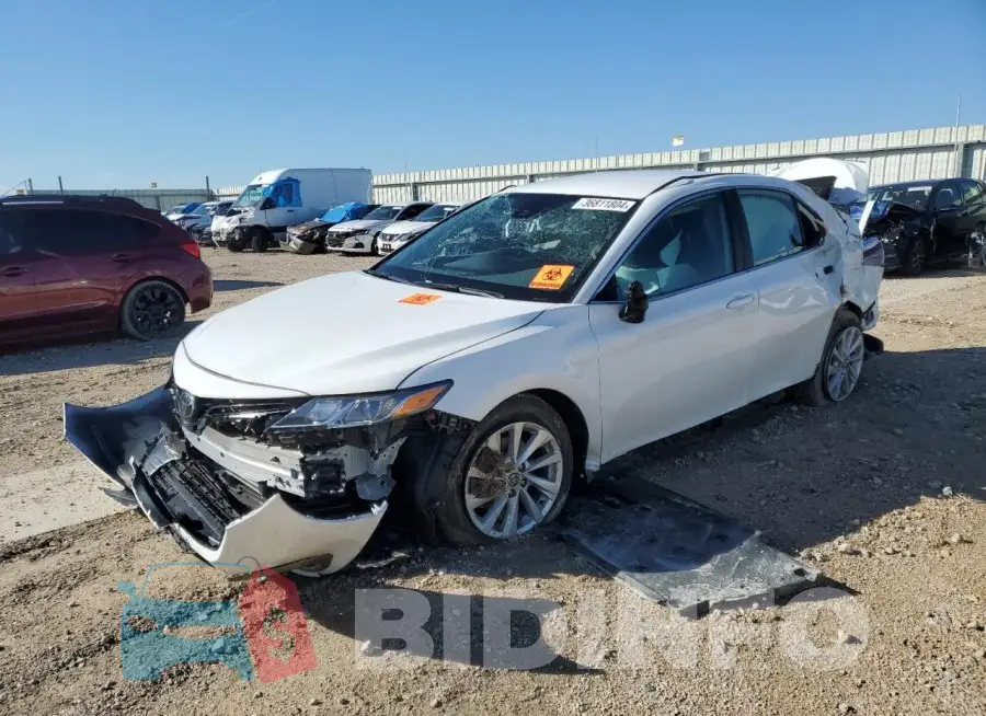 4T1C11AK6PU104247 Photo# 1