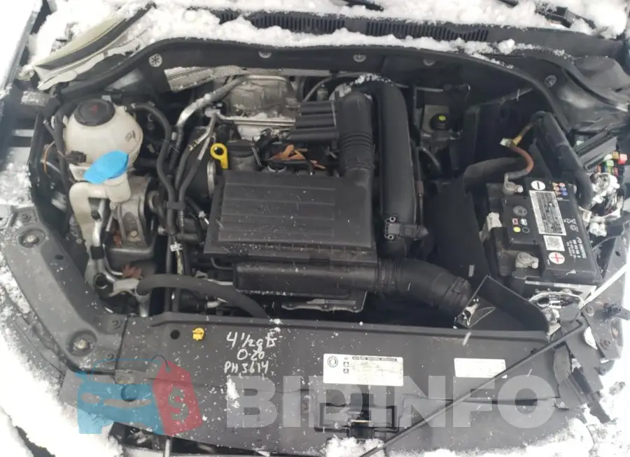 3VW2B7AJ8JM247586 Photo# 11