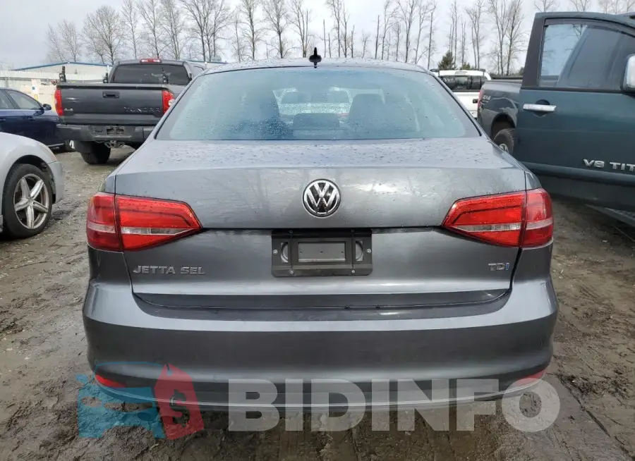 3VWLA7AJ8FM305713 Photo# 6