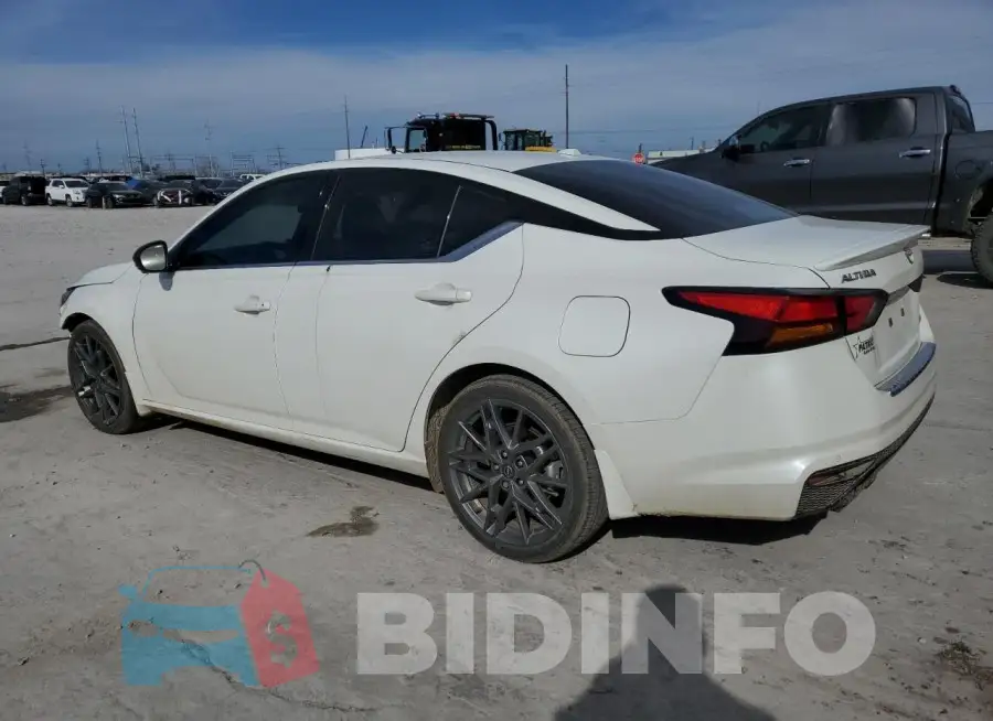 1N4AL4CV1PN317055 Photo# 2