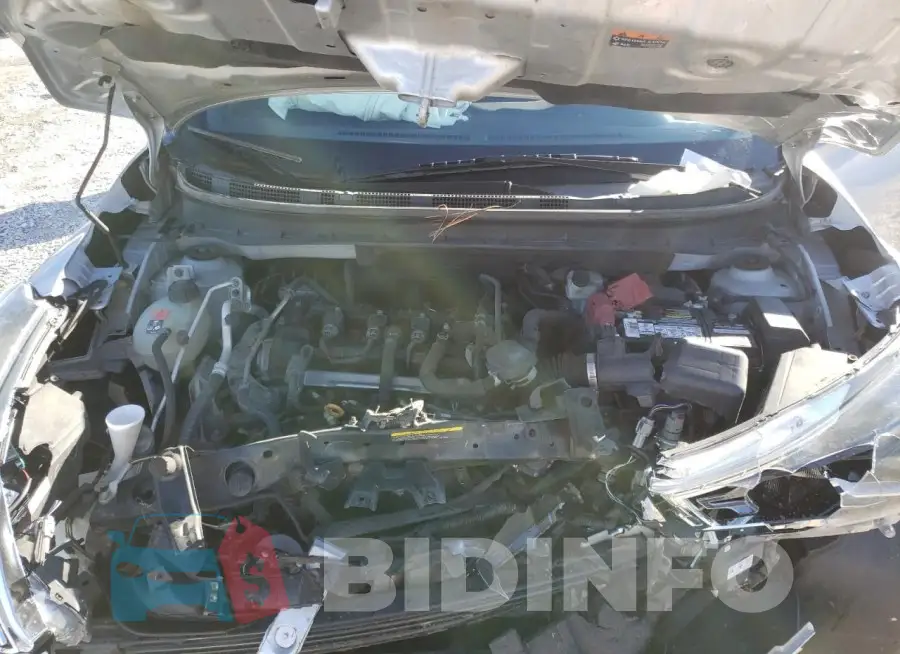 3N1CP5CU9JL528437 Photo# 12