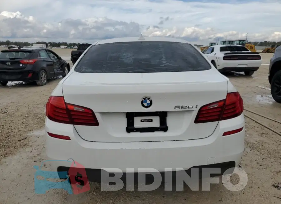 WBA5A5C51FD513702 Photo# 6