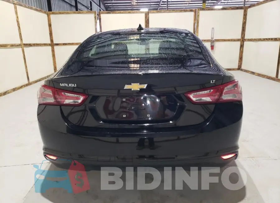1G1ZD5ST3NF110781 Photo# 6