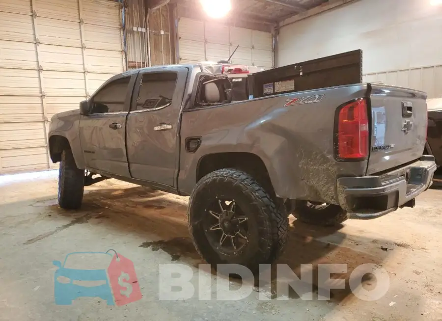 1GCGTDEN7J1155321 Photo# 2