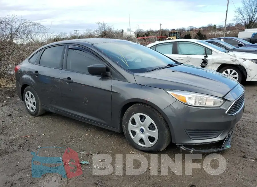 1FADP3E23GL247293 Photo# 4