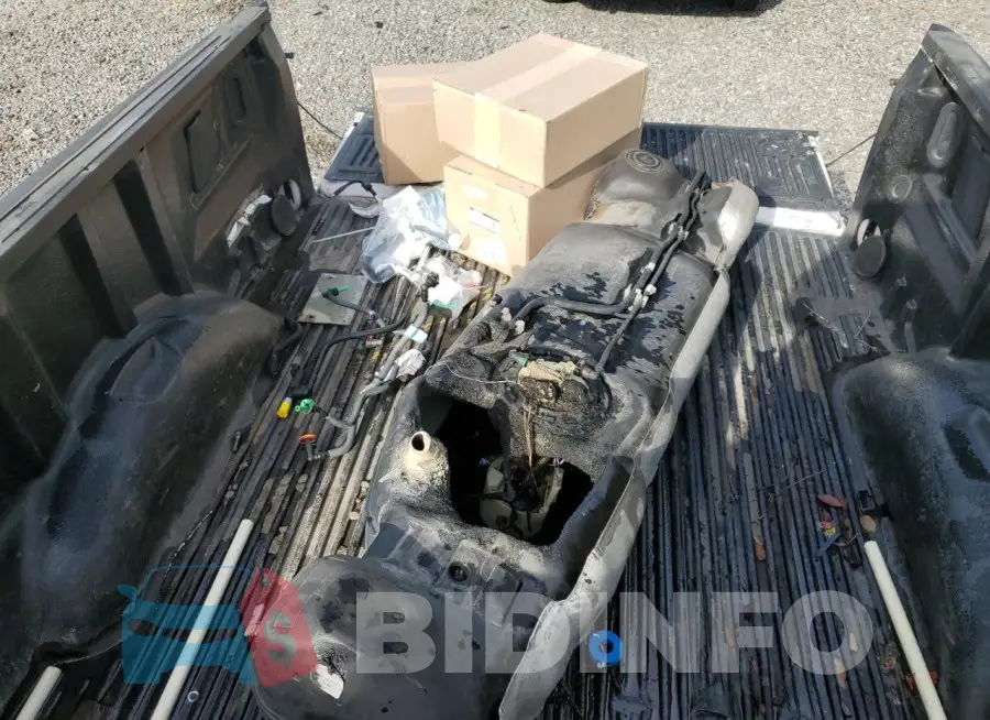 1FTMF1CB8JKC19118 Photo# 12