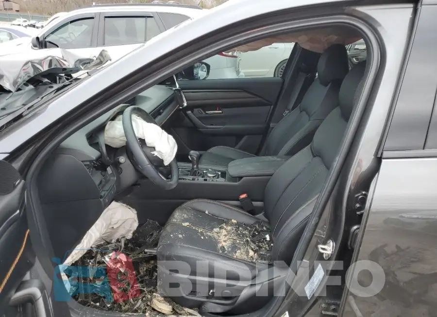 7MMVABEM3PN153270 Photo# 7