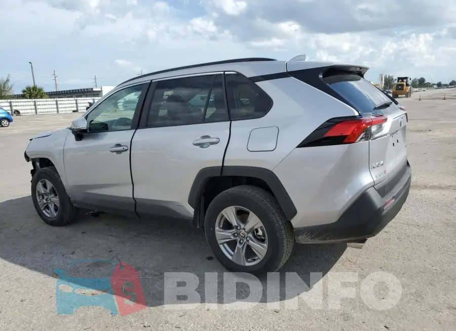 4T3RWRFV8PU104285 Photo# 2
