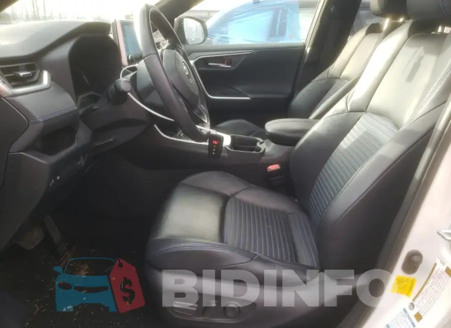 JTMEWRFV2KD506016 Photo# 7