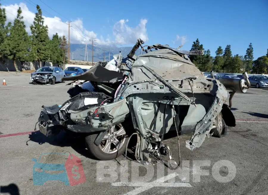 JTMW1RFV3PJ025056 Photo# 3