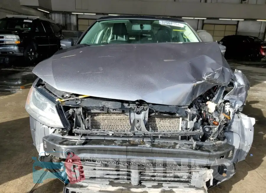 3VW3A7AJ4FM424536 Photo# 5