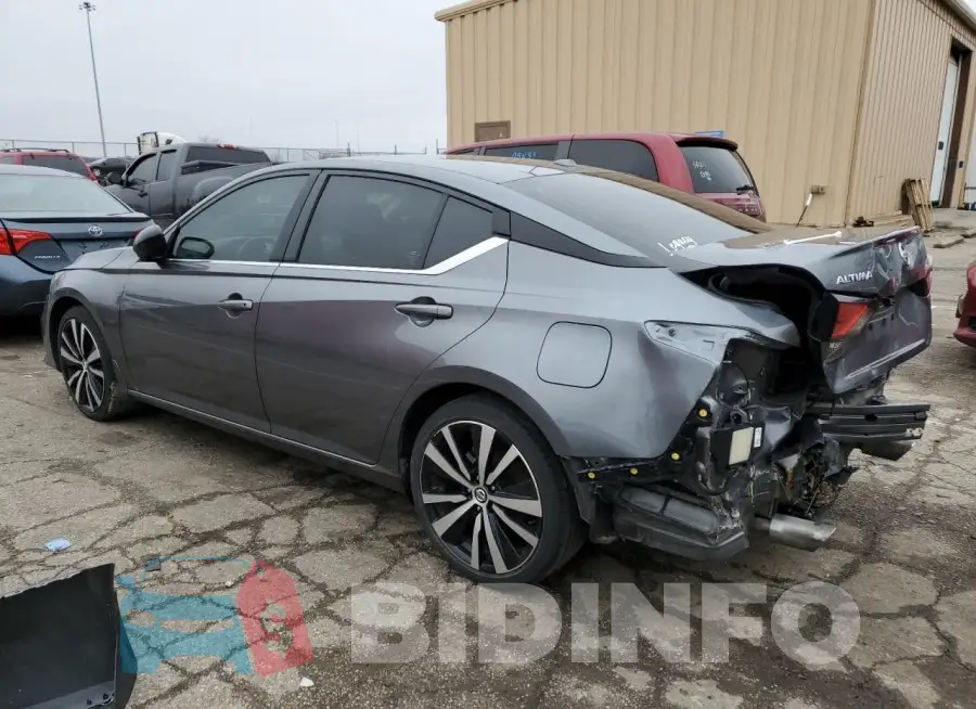 1N4BL4CV2MN385025 Photo# 2