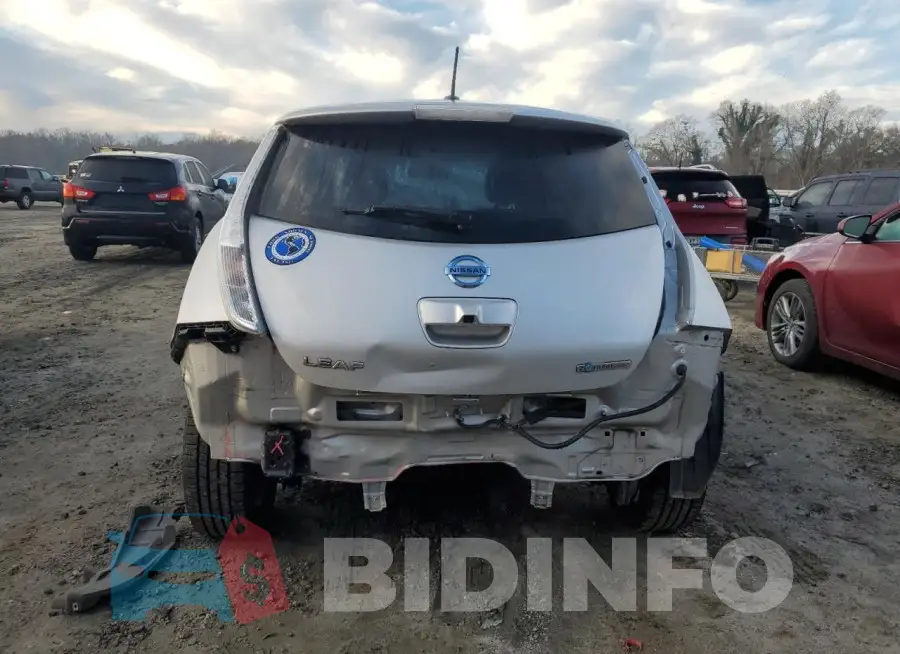 1N4BZ0CP4GC311355 Photo# 6