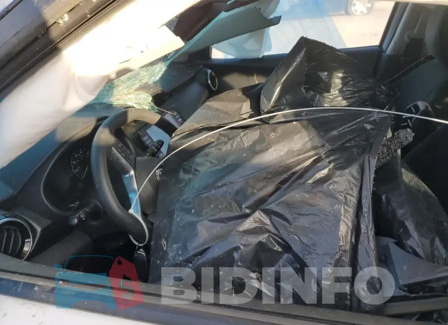 3N1CP5CV6PL483362 Photo# 7