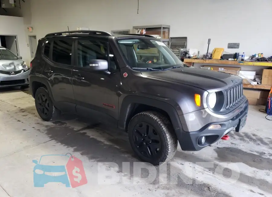 ZACCJBCB9JPH18323 Photo# 4