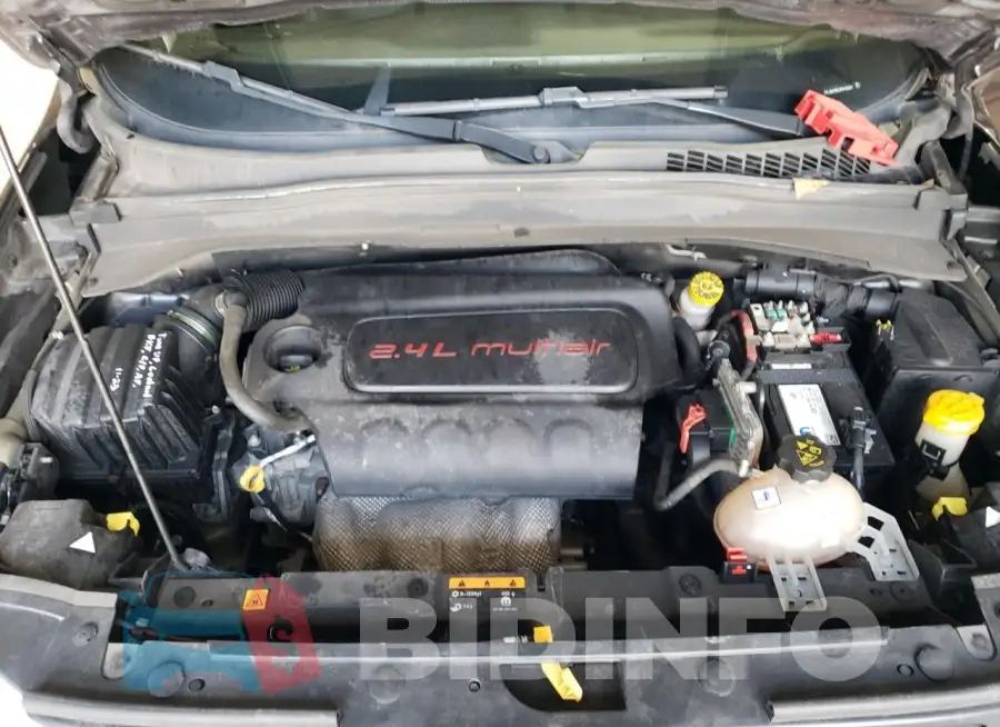 ZACCJBCB9JPH18323 Photo# 11