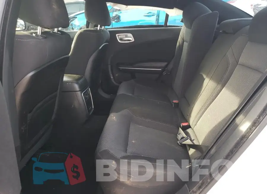 2C3CDXJG2KH653812 Photo# 10